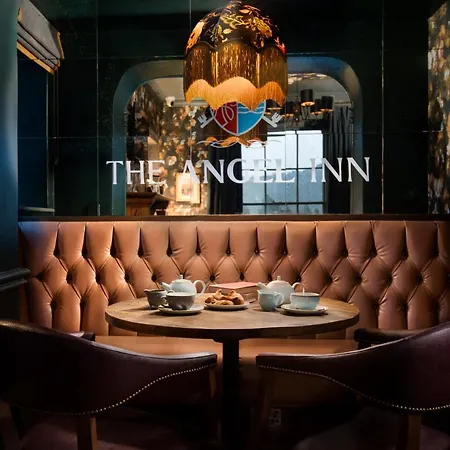 Mini-hôtel The Angel - The Collection Group 4*