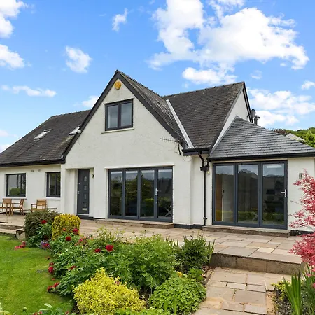 The Angel - The Collection Group Inn