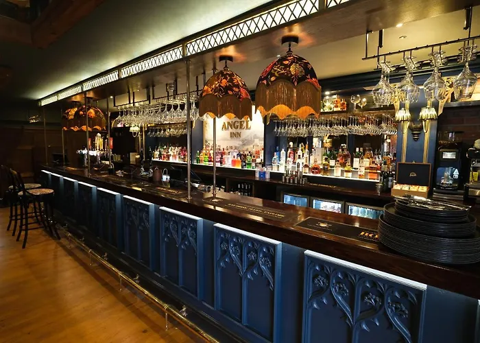 The Angel - The Collection Group باونيس أون وينديرمير